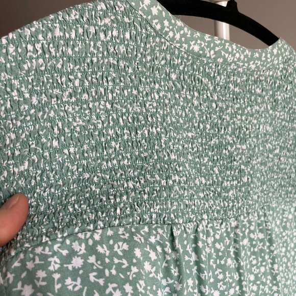 BeachLunchLounge Button Down Shirt Blouse Seafoam Green White Women Medium FLAW - Picture 3 of 13